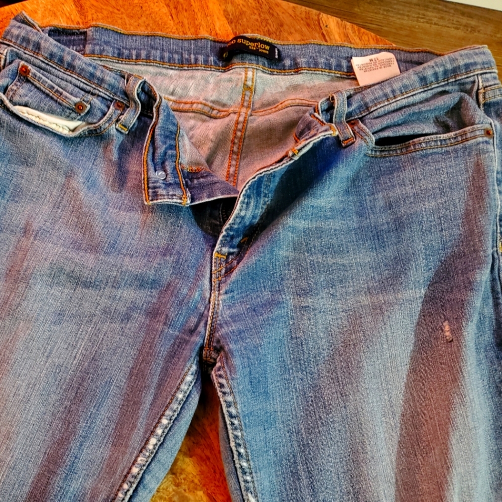 Levis 524 straight leg size 17